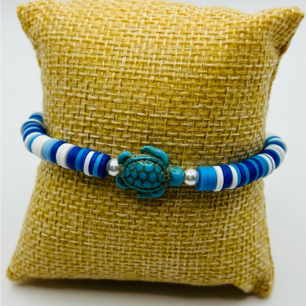 Blue and White Beaded Sea Turtle Bracelet
